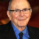 สจ๊วร์ต สเติร์น (Stewart Stern)