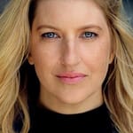 ทาร่า ซัมเมอร์ส (Tara Summers)