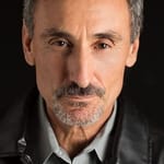 ธีโอ คูมบิส (Theo Coumbis)