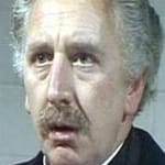 เทรเวอร์ แบ็กซ์เตอร์ (Trevor Baxter)