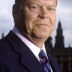วาร์เรน คลาร์ก (Warren Clarke)