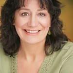 อเลฮานดรา ฟลอเรส (Alejandra Flores)