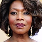 อัลเฟร วูดาร์ด (Alfre Woodard)