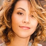 แองจี้ เตโอโดรา ดิ๊ก (Angie Teodora Dick)