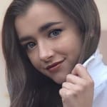 แอชลีย์ เบิทเชอร์ (Ashley Boettcher)