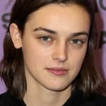 เอวา คาปรี (Ava Capri)