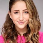 เอวา โคลเกอร์ (Ava Kolker)