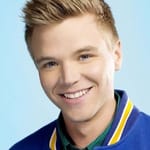เบรตต์ เดเวิร์น (Brett Davern)