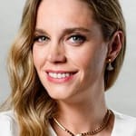 แคโรไลนา แบง (Carolina Bang)