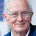 ชาร์ลี ดุ๊ก (Charlie Duke)