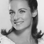 ชาร์เมียน คาร์ (Charmian Carr)