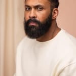 ชี ลูอิส-พาร์รี (Chi Lewis-Parry)