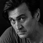 แดเนียล วิเวียน (Daniel Vivian)