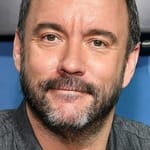 เดฟ แมทธิวส์ (Dave Matthews)