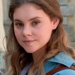 เอลวีร่า คามาโรเน่ (Elvira Camarrone)