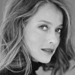 เอสเตลลา สกอร์นิค (Estelle Skornik)