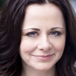 เจอรัลดีน ฮิวจ์ส (Geraldine Hughes)