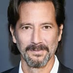 เฮนรี่ เอียน คูซิก (Henry Ian Cusick)