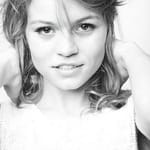 ฮอลลี่ กอสส์ (Holly Goss)