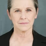 จูลี่ โอลิเวอร์-ทัชสโตน (Julie Oliver-Touchstone)