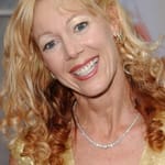 ลินน์-ฮอลลี่ จอห์นสัน (Lynn-Holly Johnson)