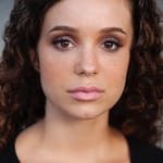 เมลานี บูธ (Melanie Booth)