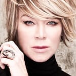 มีอา ไมเคิลส์ (Mia Michaels)