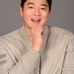 มุน จียุน (Moon Ji-yoon)