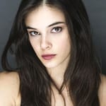 เนวา ลีโอนี (Neva Leoni)