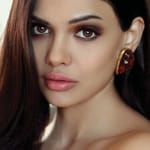 ซาร่า ลอเรน (Sara Loren)