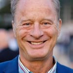 ทอม เกอร์ฮาร์ด (Tom Gerhardt)