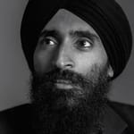 วาริส อาลูวาเลีย (Waris Ahluwalia)