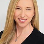 อลิซ ดินเนียน (Alice Dinnean)