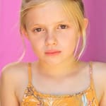 เอเวอรี่ ทิว เอสเซ็กซ์ (Avery Tiiu Essex)