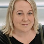 แคลร์ บาร์เร็ตต์ (Clare Barrett)