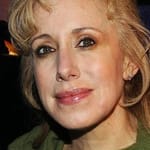 เอลาน่า เคราซ์ (Elana Krausz)