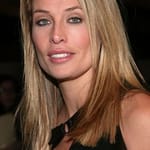 เฟรเดอริก ฟาน เดอร์ วอล (Frederique van der Wal)