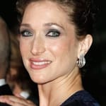 เจเนวีฟ อเล็กซานดรา (Genevieve Alexandra)