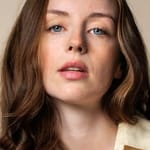 เคซีย์ โรล (Kacey Rohl)