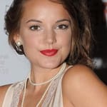 ลอร่า-ลีห์ (Laura-Leigh)