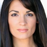 ลีนน์ แวน โมล (Leann Van Mol)