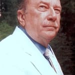 เมคอน แม็คคัลแมน (Macon McCalman)