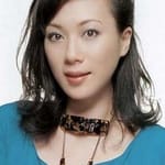 แม็กกี้ ชุง โฮ-ยี (Maggie Cheung Ho-Yee)