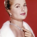 มาร์ธา ไฮเออร์ (Martha Hyer)