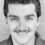 สตีเฟน เบอร์โรว์ส (Stephen Burrows)