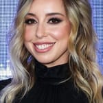 สกายเลอร์ เชย์ (Skyler Shaye)