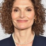 แมรี่ เอลิซาเบธ มาสแทรนโตนิโอ (Mary Elizabeth Mastrantonio)