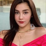 ซูซาน่า เรอโนด์ (Suzana Renaud)