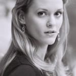 เคลเมนซี เบอร์ตัน-ฮิลล์ (Clemency Burton-Hill)