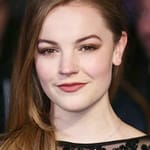 อิซซี่ ไมเคิล-สมอลล์ (Izzy Meikle-Small)